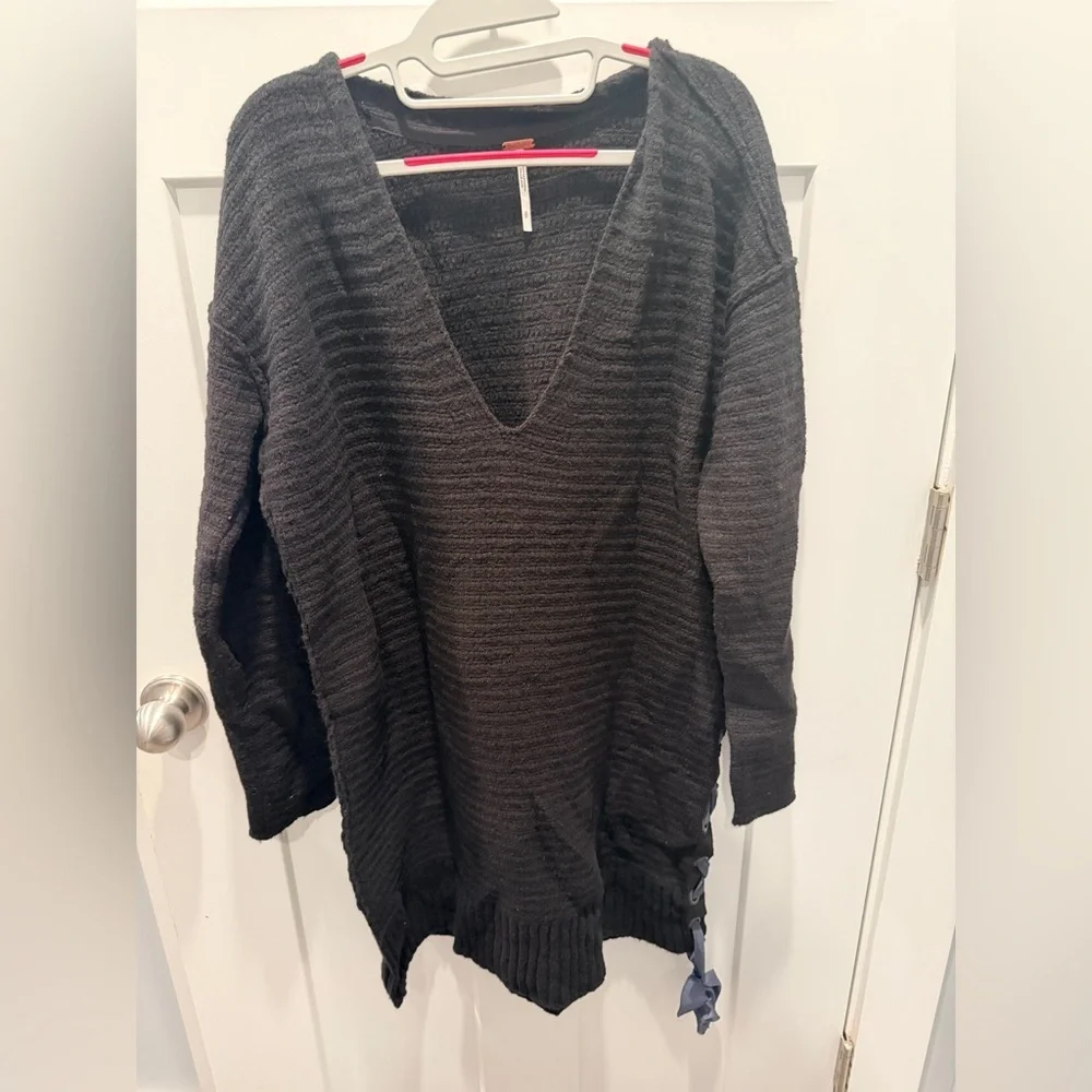 Free People Oversized Charcoal V Neck Lace Up Sweater Tunic S